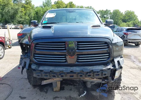 2015 Ram 1500 Sport из США, поврежденный, VIN 1C6RR7HT3FS645024